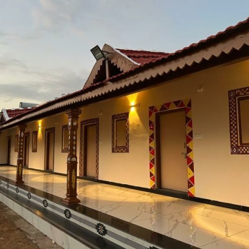 Kutchi Bhunga Homestay in Dholavira - Dholavira Desert Homestay